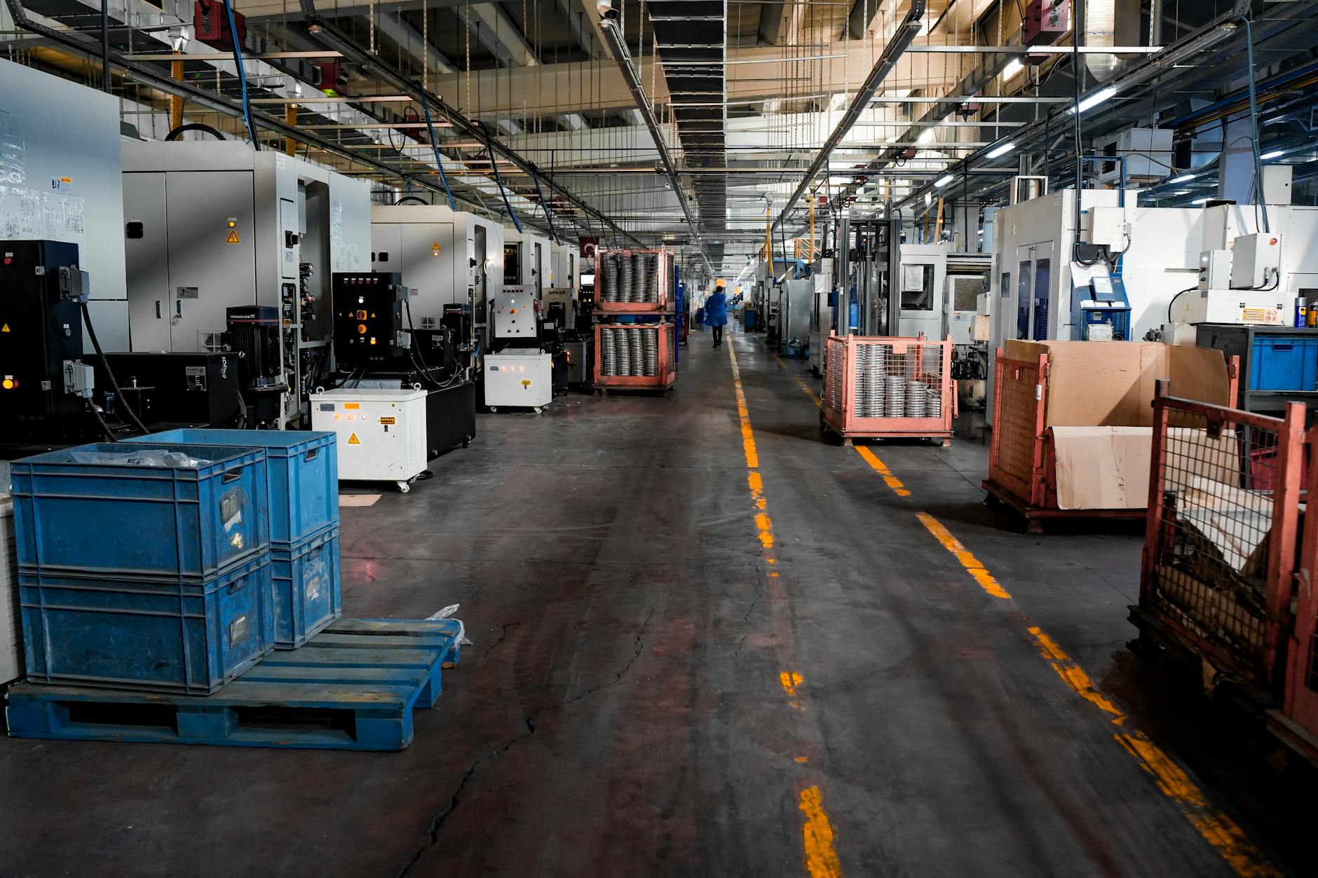 PCB Magazine Buffer vs PCB Magazine Smart Warehouse: What’s the Difference?